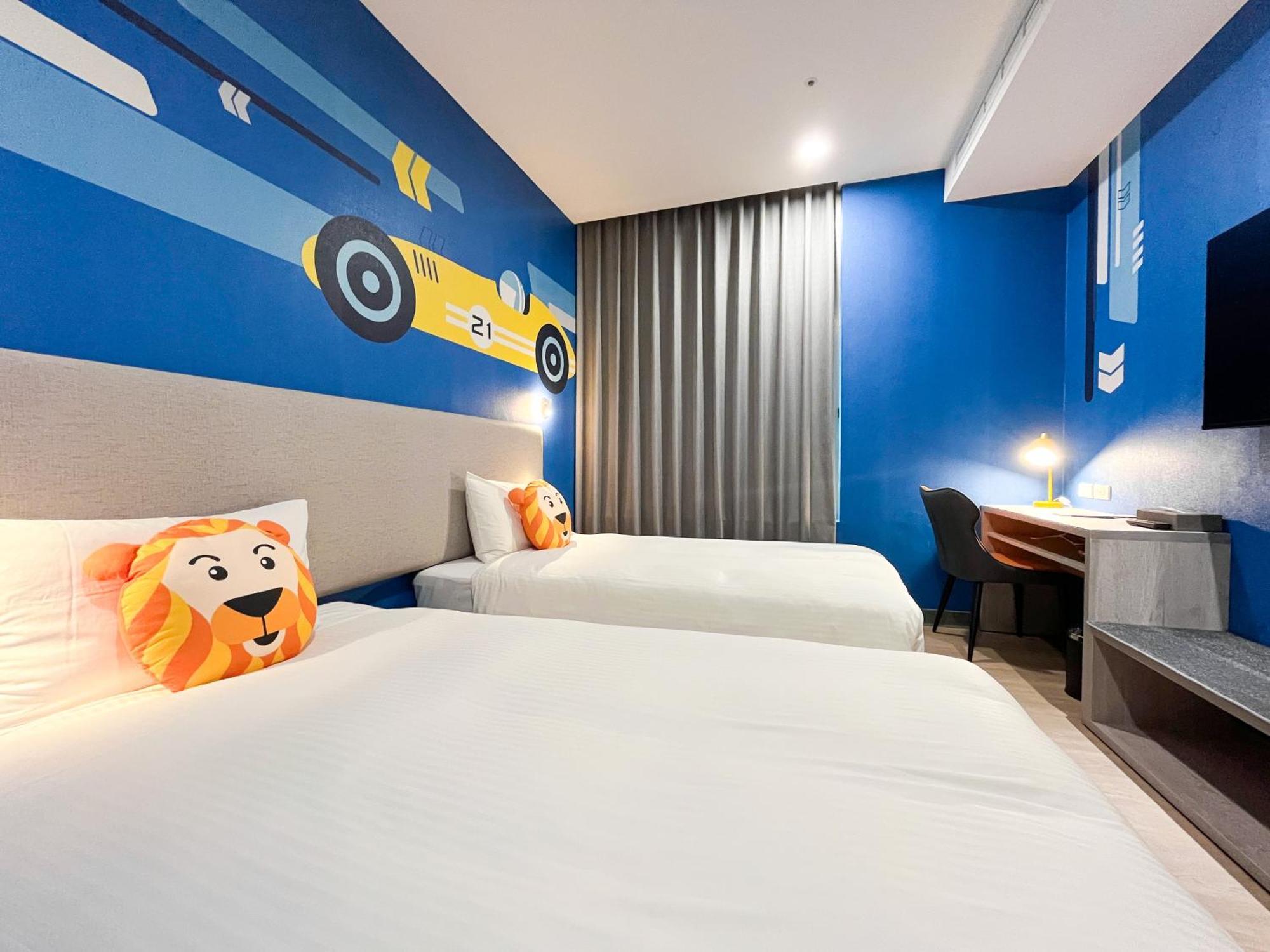 Holiday Garden Hotel Skm Park Гаосюн Екстер'єр фото