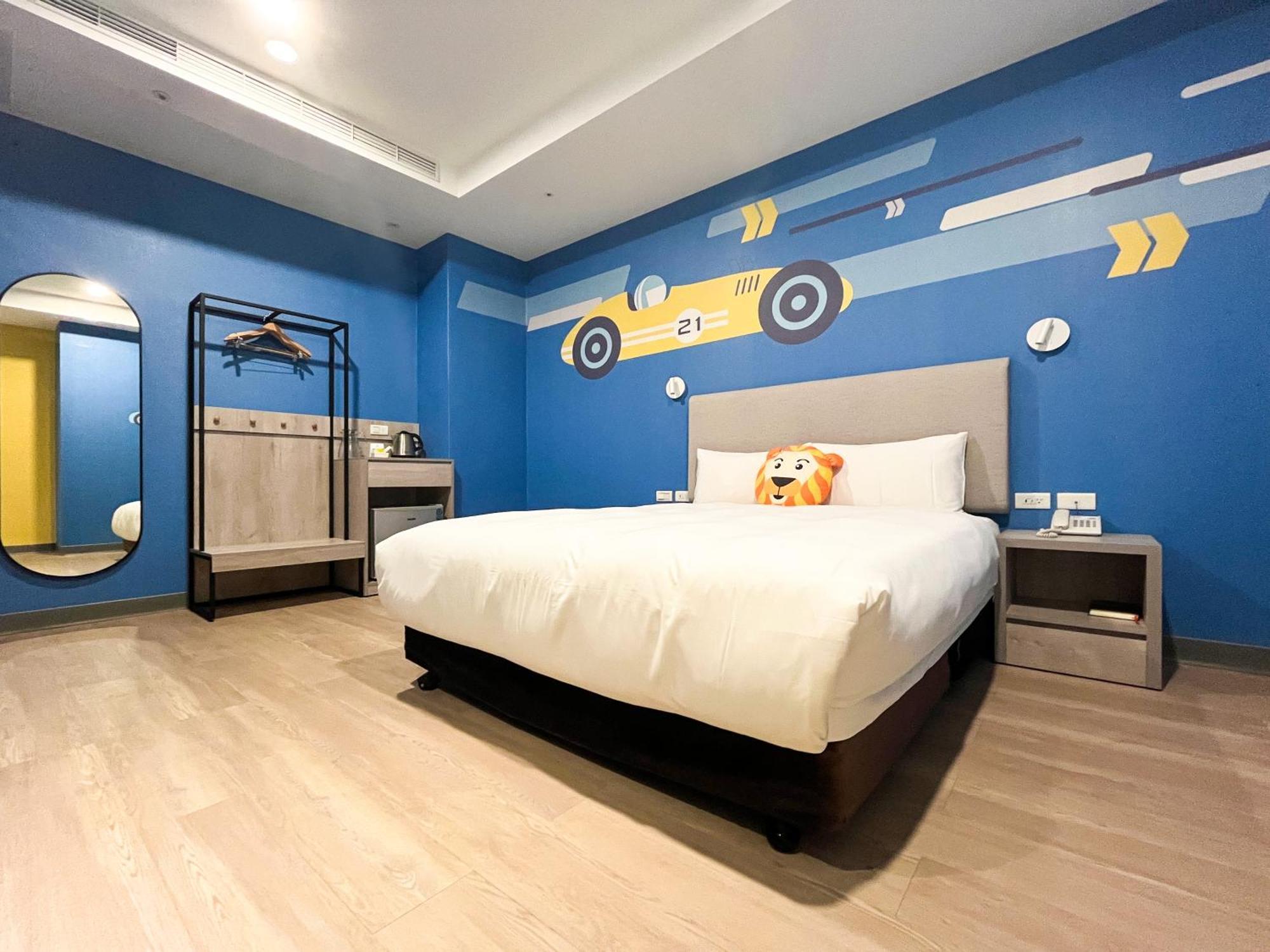 Holiday Garden Hotel Skm Park Гаосюн Екстер'єр фото